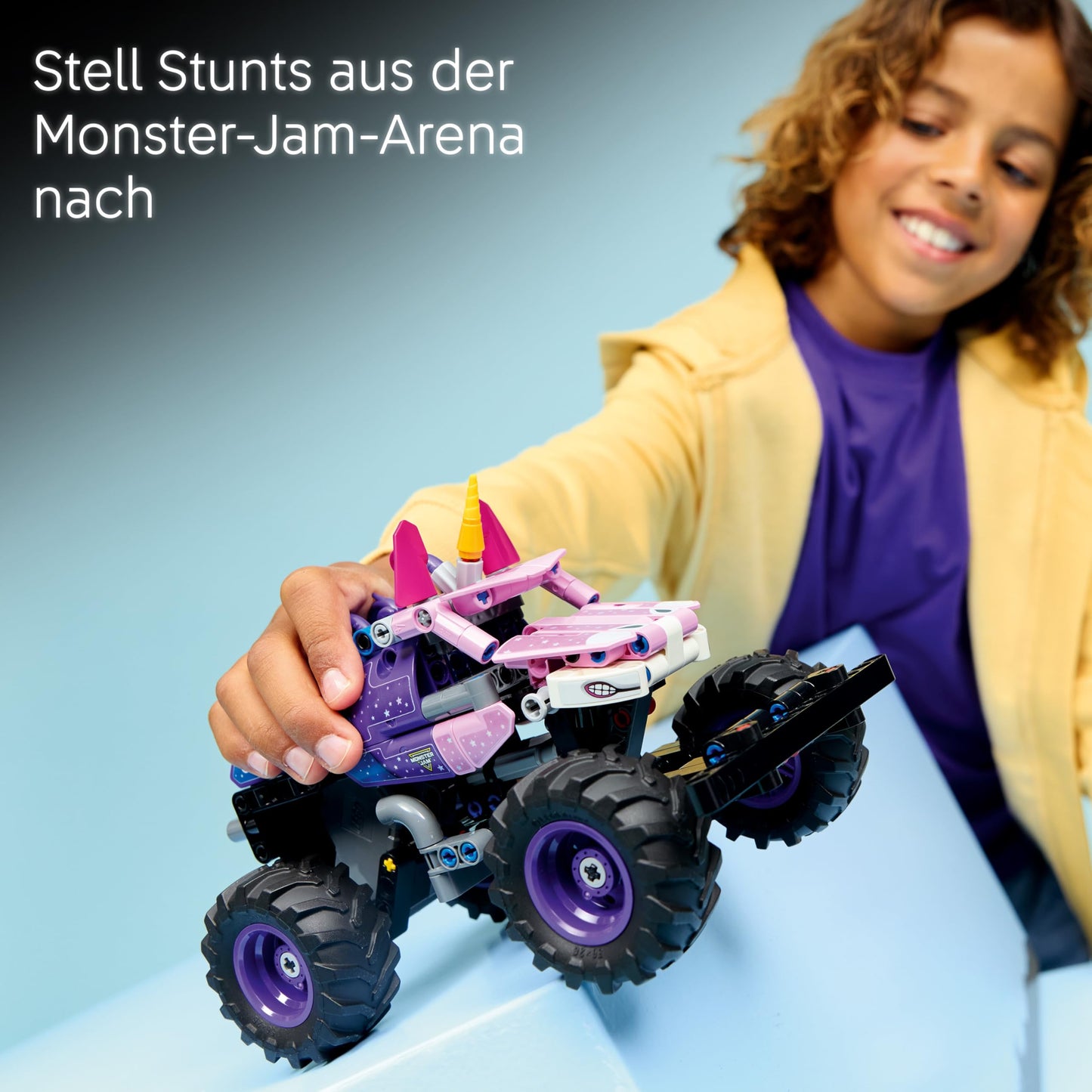 LEGO Technic Monster Jam Sparkle Smash with pull-back motor - Technic monster truck & unicorn monster truck toy - creative gift for children, girls and boys aged 7 and up - 42220