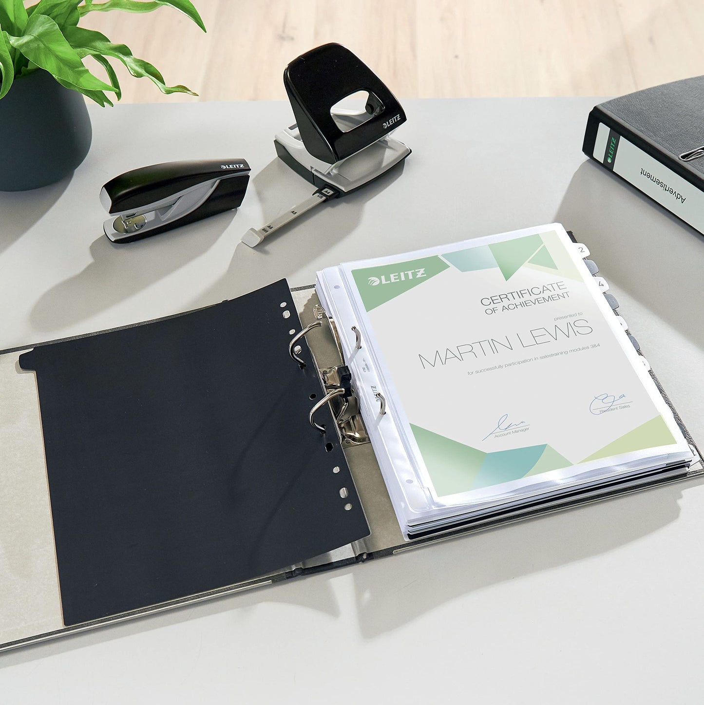 Leitz quality folders, pack of 20, the original, DIN A4 narrow file folder, 5 cm wide, cloud marble paper, recycled folder, Blue Angel, with 180° mechanics, highest stability, orange, 10505045 - 10505045-20