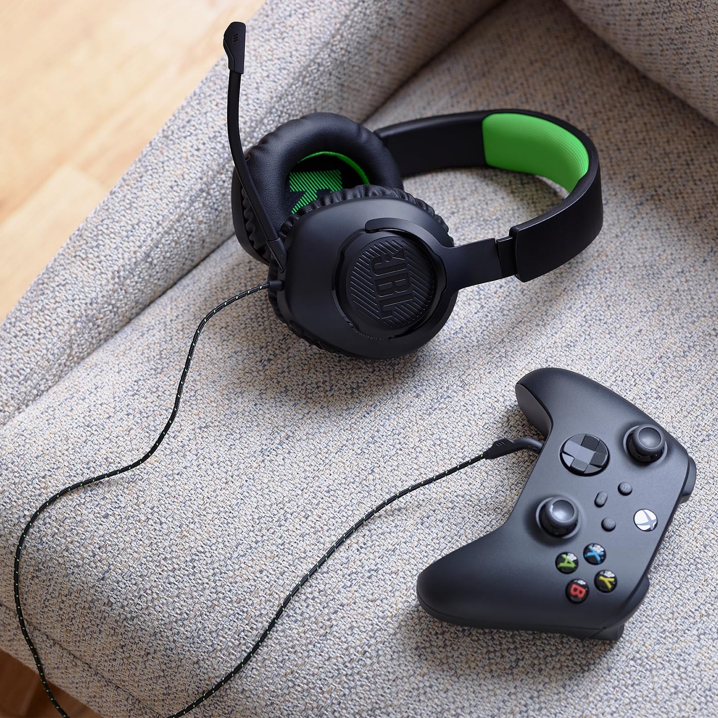 JBL Quantum 100X Over-Ear-Gaming-Headset - JBLQ100XBLKGRN