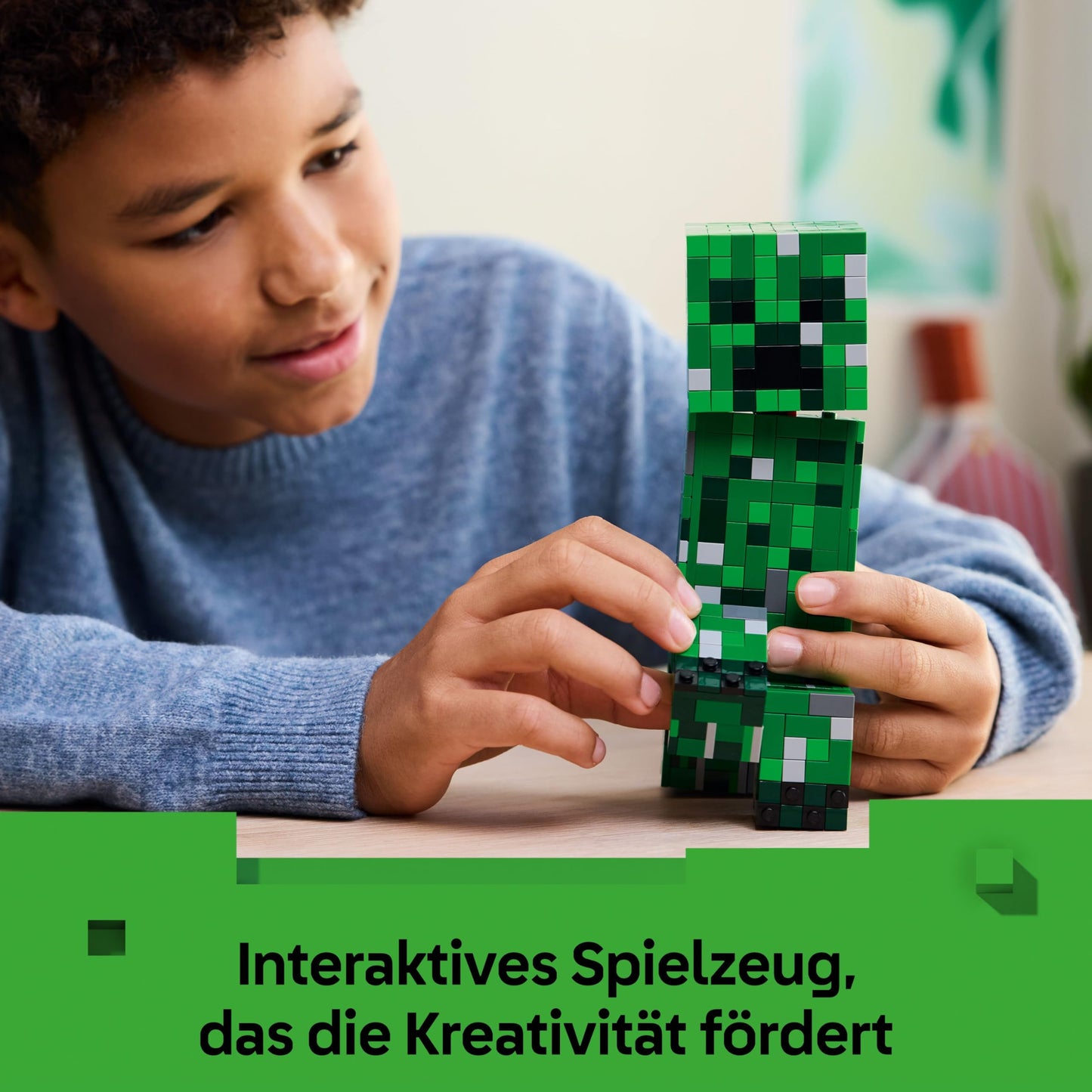LEGO Minecraft The Creeper - gamer toy - movable action figure - interactive play set with TNT element - children's DIY decoration - gaming gift for boys, girls and teenagers aged 10 and over - 21276