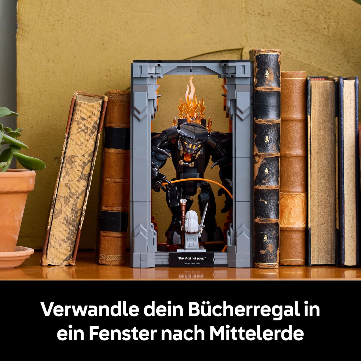 LEGO Icons The Lord of the Rings: Balrog Bookend - DIY Bookshelf Decoration with Gandalf the Gray Minifigure & Dragon Figure - Collectible & Gift for Fans - 10367
