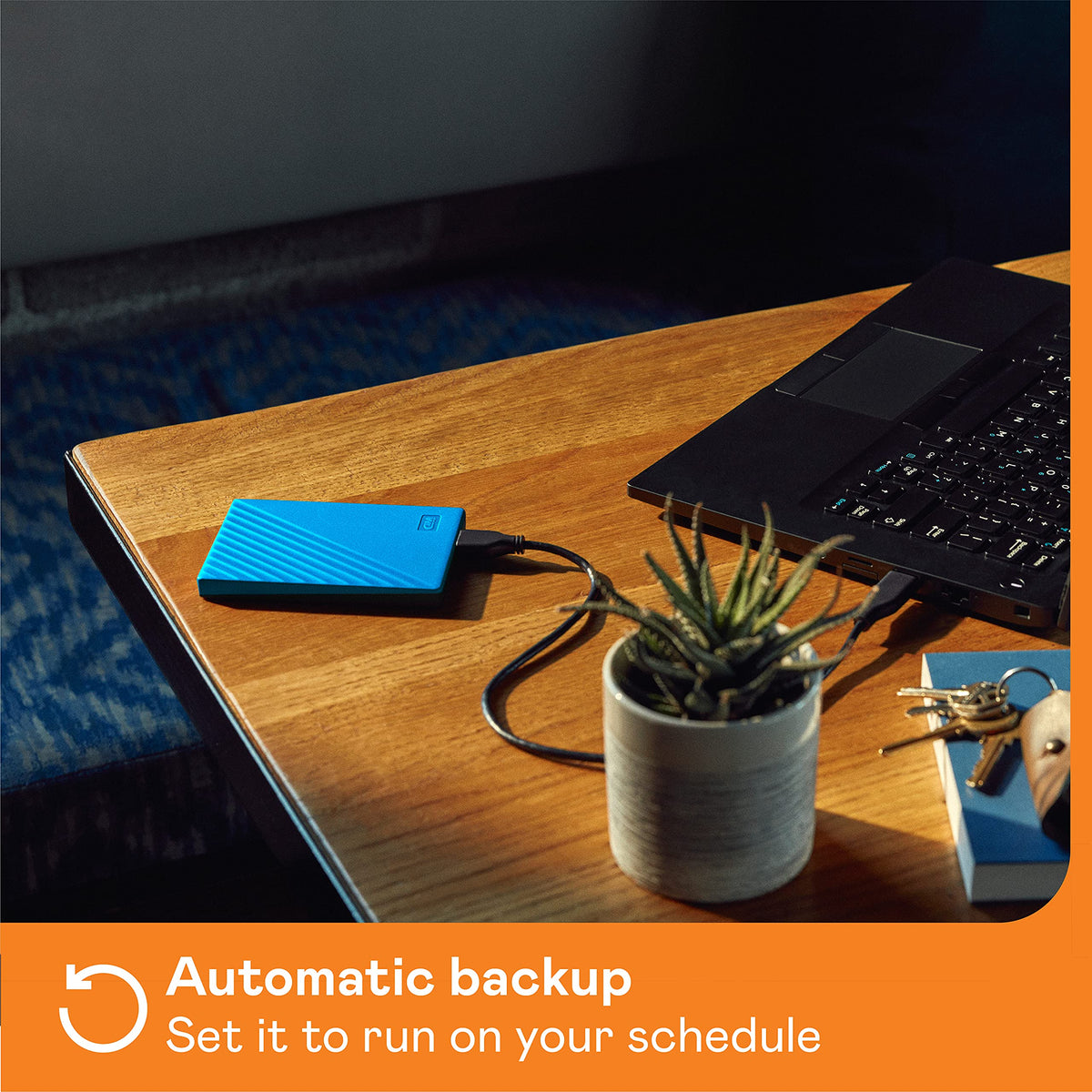 WD My Passport hard disk externă 2 TB (stocare mobilă, design subțire, software descărcabil, backup-uri automate, protecție prin parolă) Albastru - compatibilă și cu PC, Xbox și PS4 - WDBYVG0020BBL-WESN