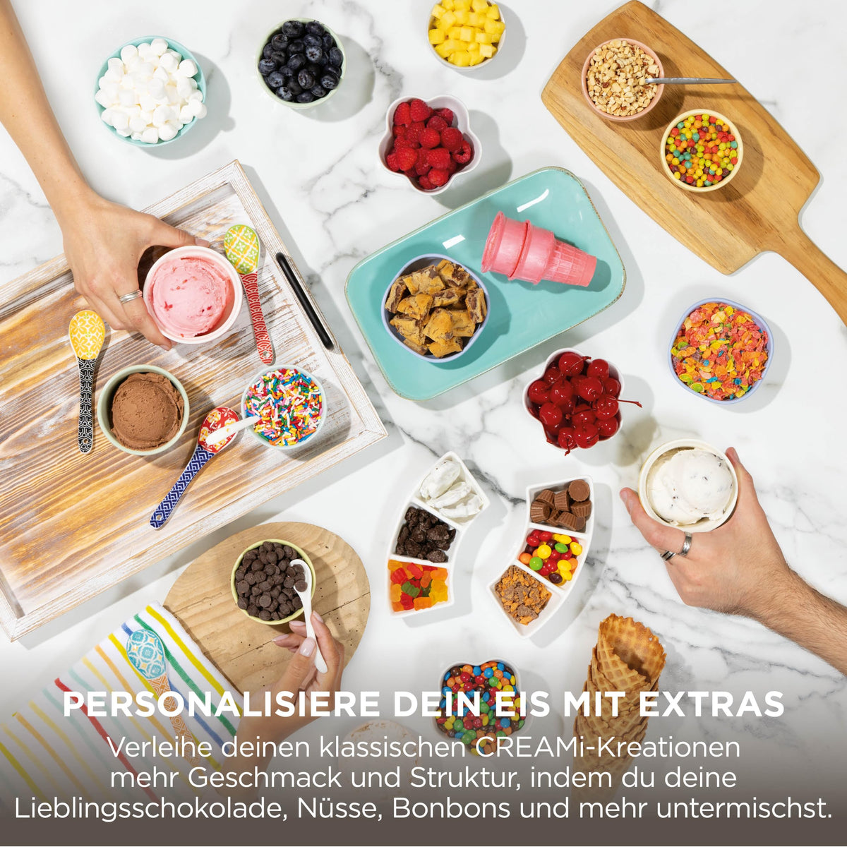 Ninja CREAMi Scoop & Swirl mașină de înghețată cu 2 recipiente, 13 funcții, pentru înghețată, înghețată moale, gelato, sorbet, milkshake-uri și multe altele, cu funcție Mix-In pentru extra ingrediente, Mokka, NC701EUBR
