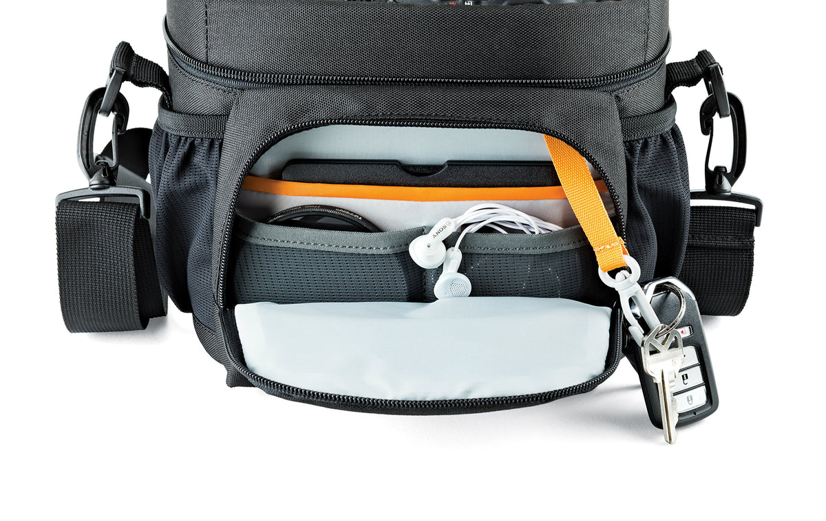 Lowepro Nova 160 AW II geantă pentru cameră neagră - LP37119-PWW