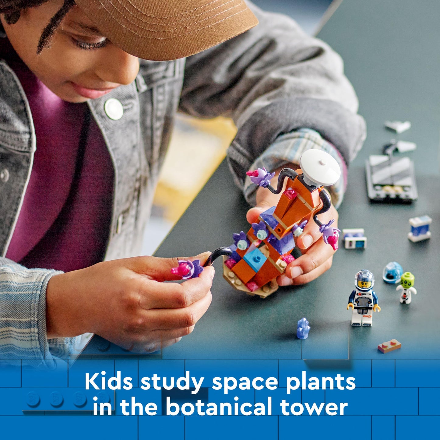 LEGO City Space Science Laboratory 60439, space exploration toy for children aged 6 and up, 560 pieces