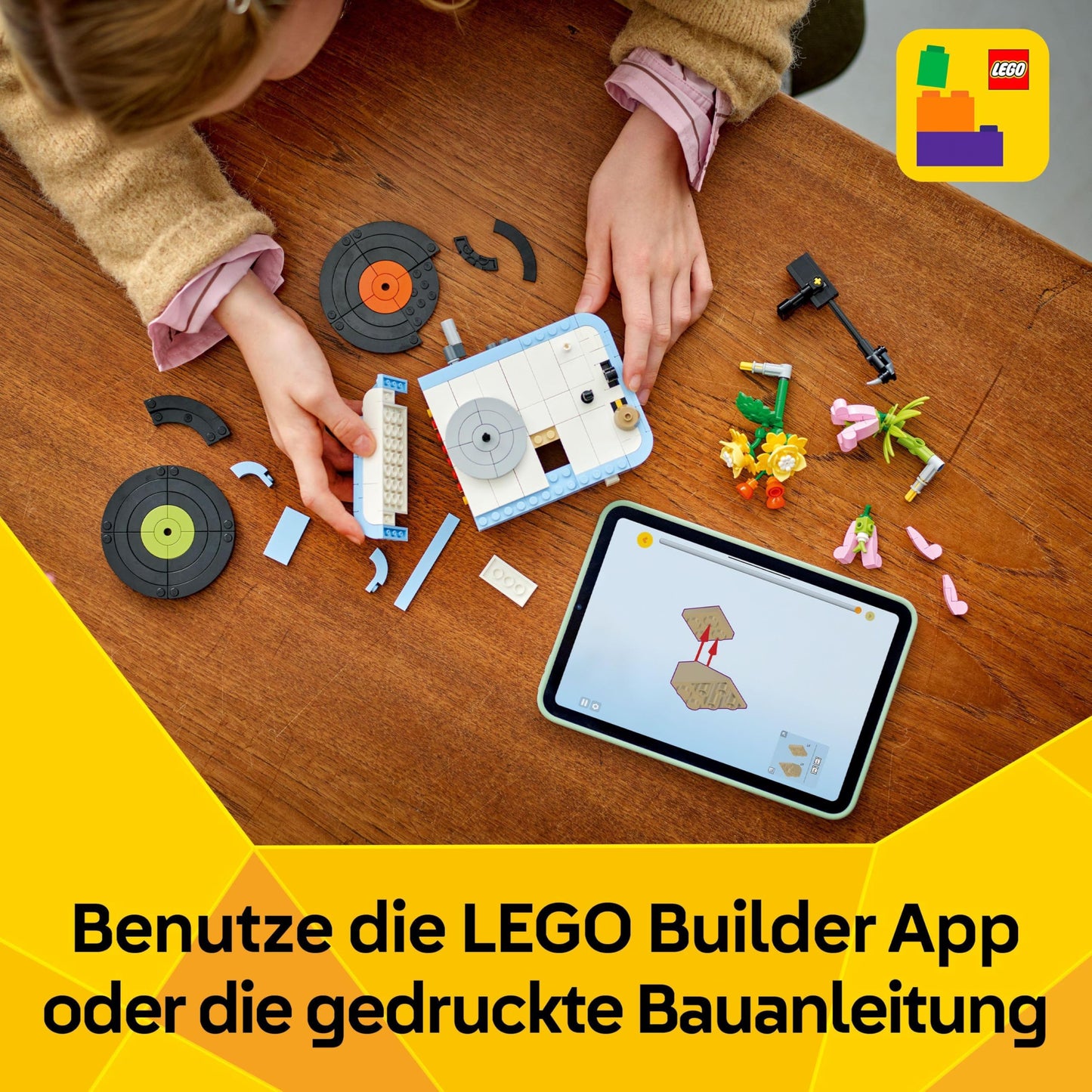 LEGO Creator 31172 3-in-1 record player with flowers, building toy - converts into a radio model or microphone - music toy for 8+ year old girls and boys - creative gift idea