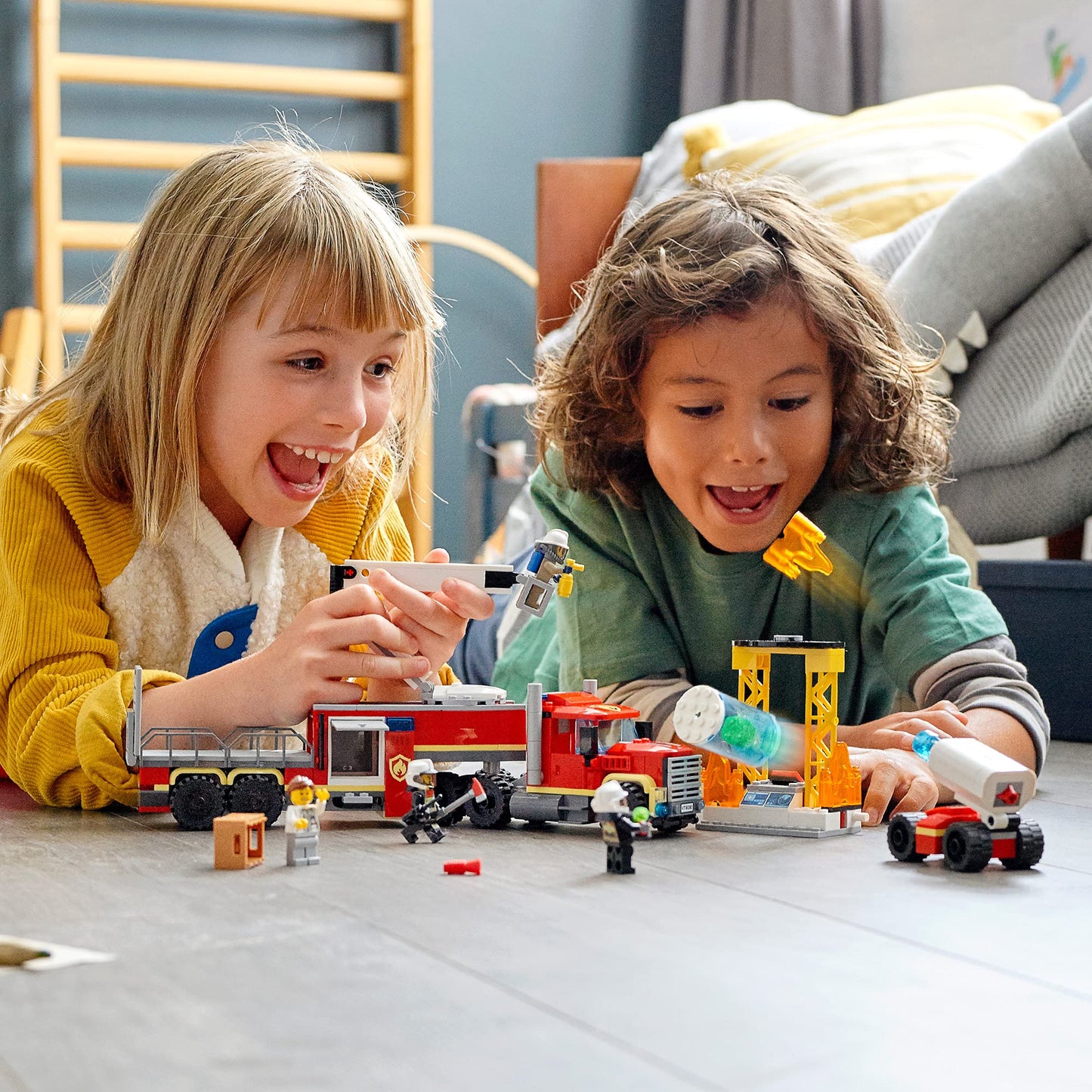 LEGO 60282 City Mobile Fire Department Operations Center with Toy Fire Engine, Fire Station for Boys and Girls Ages 6 and Up, Gift Set