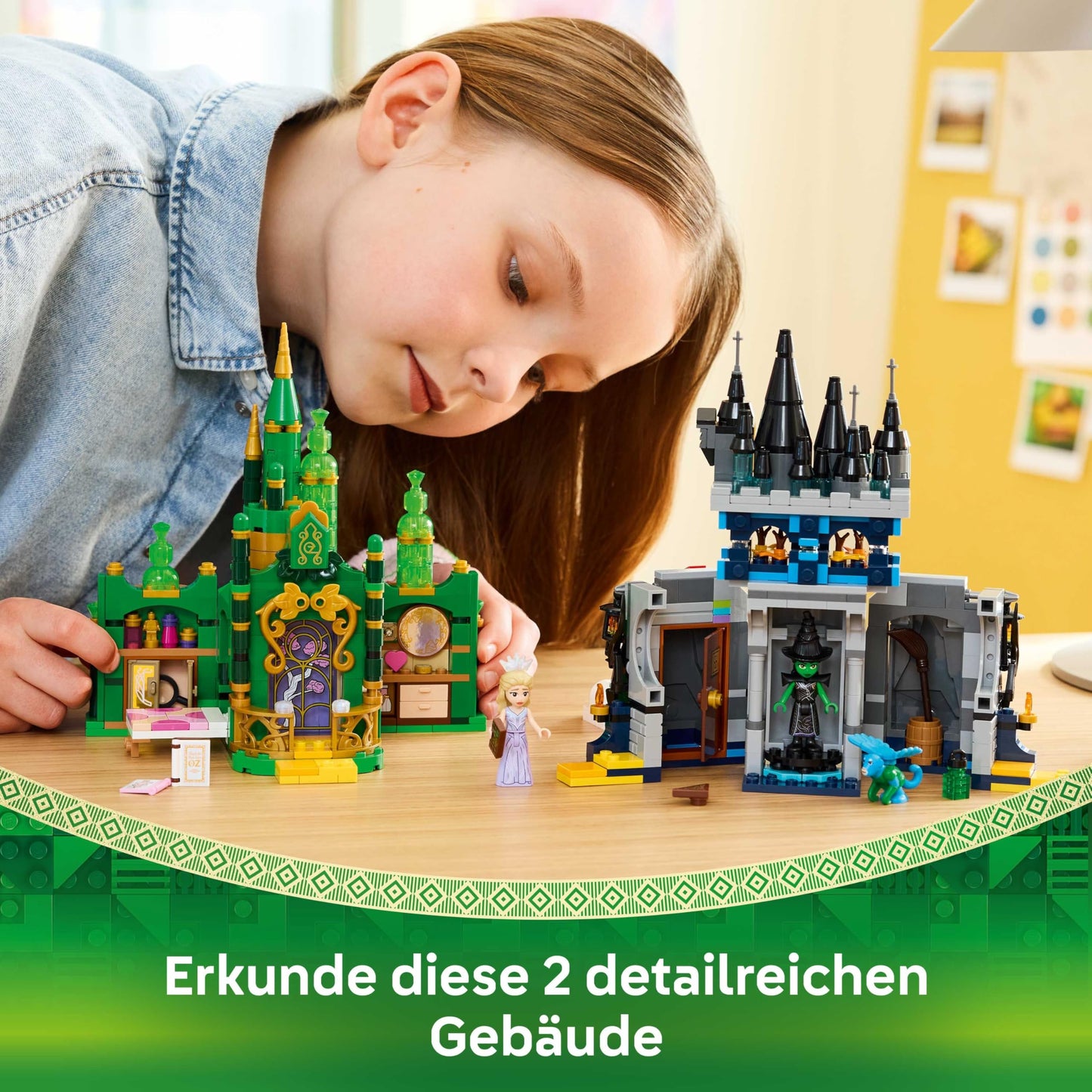 LEGO Wicked Emerald City & Kiamo Ko Castle - creative toy with Elphaba & Glinda minifigures as well as a MONKEY & accessories - children's gift for girls, boys and film fans aged 9 and up - 75689