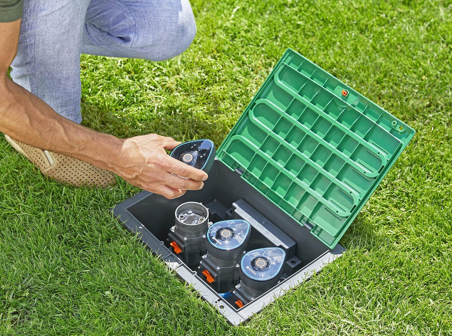 Gardena Irrigation Valve 9V: Automatic irrigation control, wireless, flow optimized, manual opening and closing of the valve (1251-20) 20 x 20 x 30 cm - 1251-U
