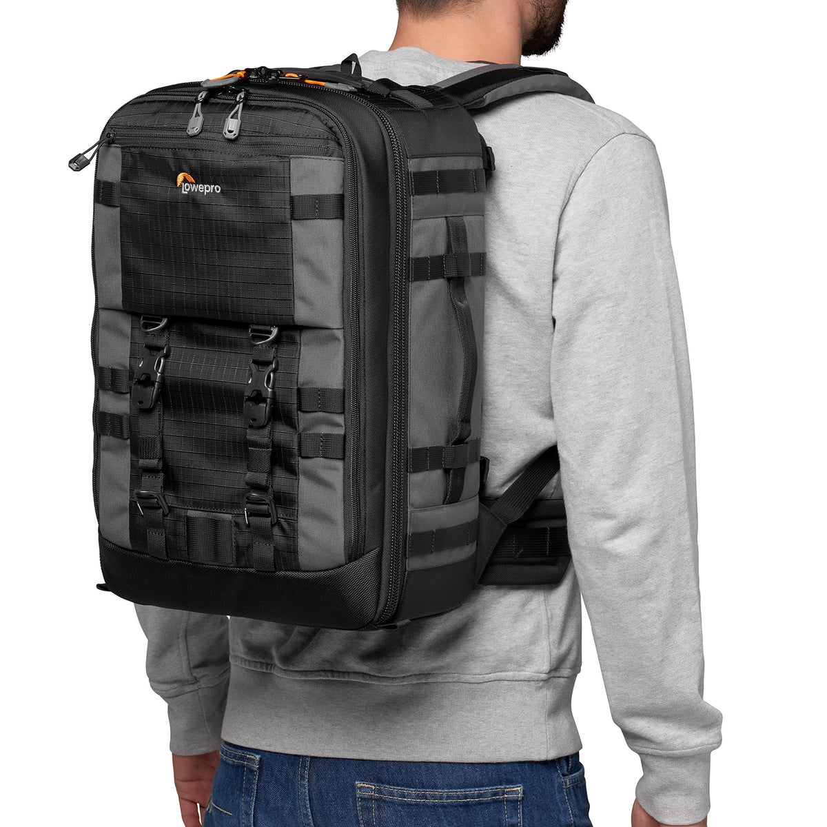 Lowepro Pro Trekker BP 350 AW II, Geantă pentru cameră, Rucsac din material reciclat, Potrivit pentru laptop sau tabletă de 15”, Divizoare MaxFit, Capac rezistent la intemperii, Caz pentru mirrorless DSLR, Negru Gri Închis, LP37268-GRL